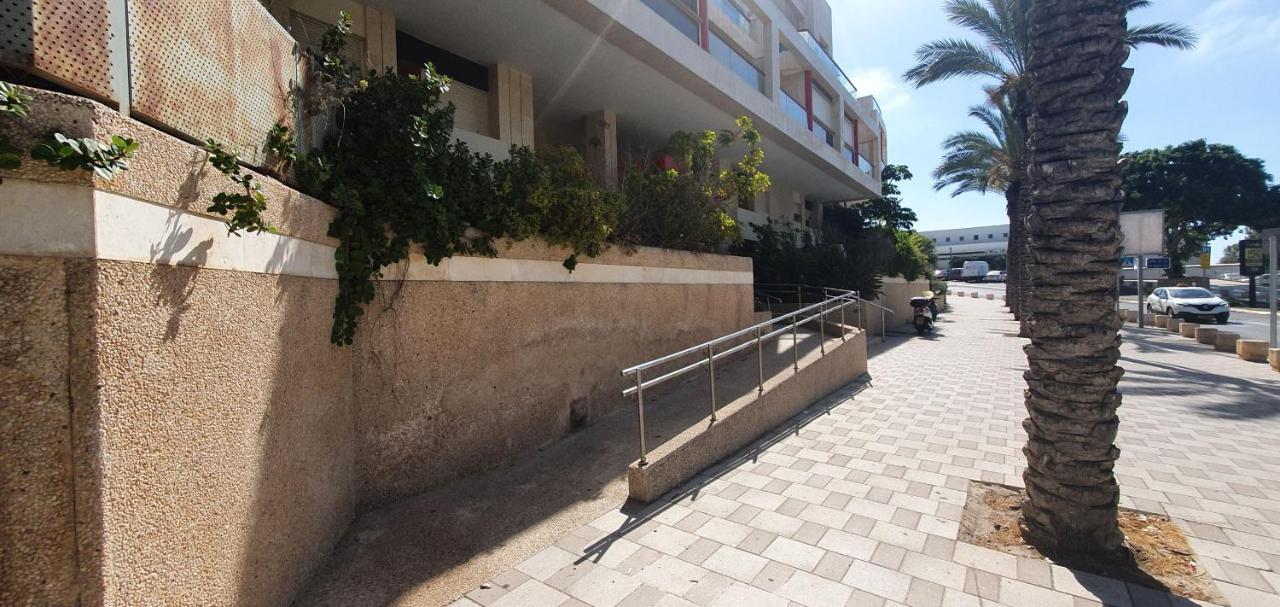 Bnbisrael Apartments - Ramat Yam Marine Herzliya Bagian luar foto