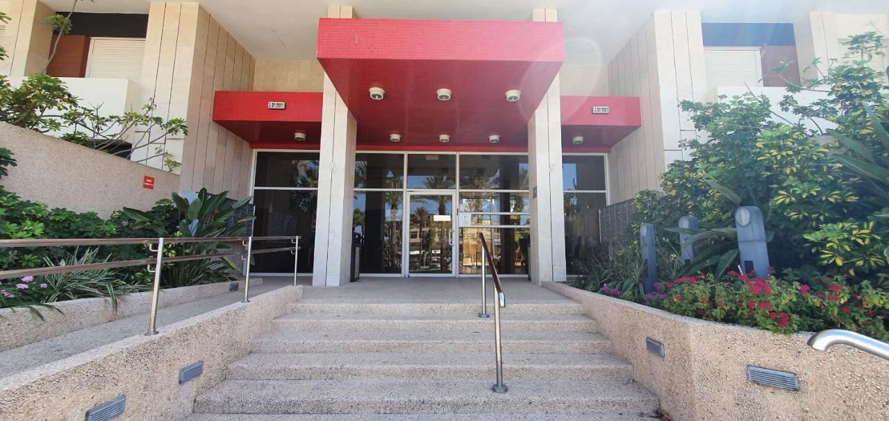 Bnbisrael Apartments - Ramat Yam Marine Herzliya Bagian luar foto