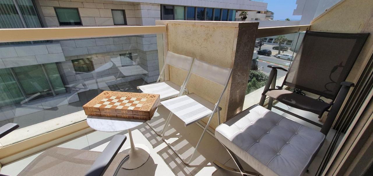 Bnbisrael Apartments - Ramat Yam Marine Herzliya Bagian luar foto